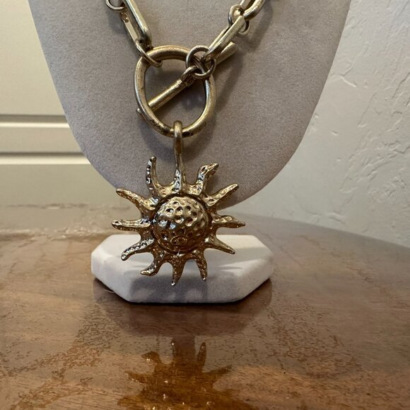 Gold-tone chunky link chain necklace with a sun pendant - Picture 2 of 9